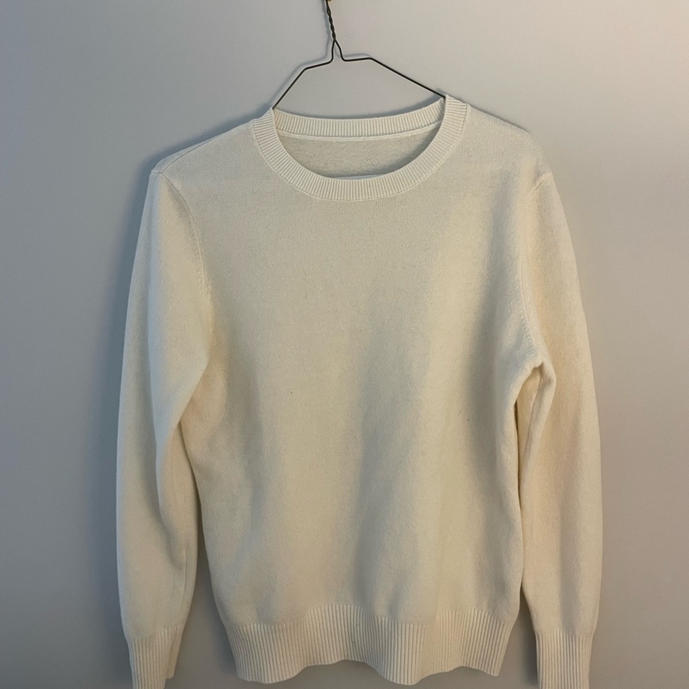 lightweight cashmere sweater